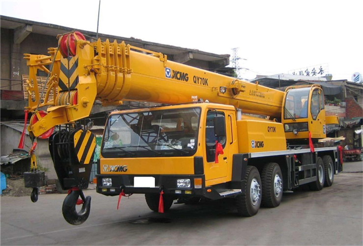 双峰县吊车出租选择重点